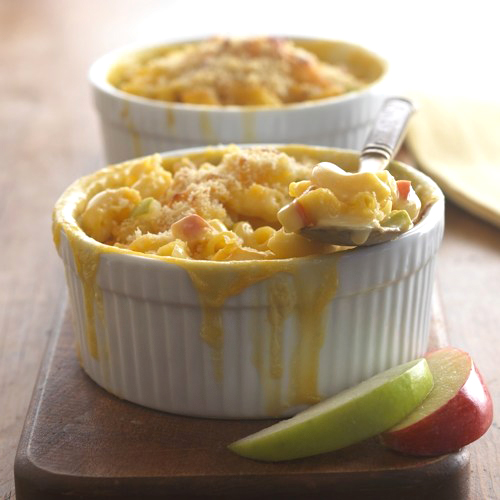 Apple Cheddar Mac and Cheese