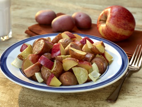 One-Dish Roasted Potatoes and Apples with Chicken Sausage Recipe to Make!