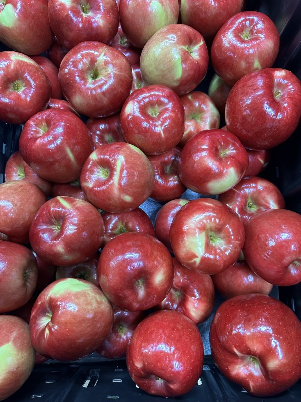 📣 Don't Miss Our August Sale: Get 10% Off ALL No. 2 Grade Apples! 🛒