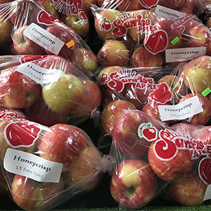 Honeycrisp Apples available at Sunrise Orchards!