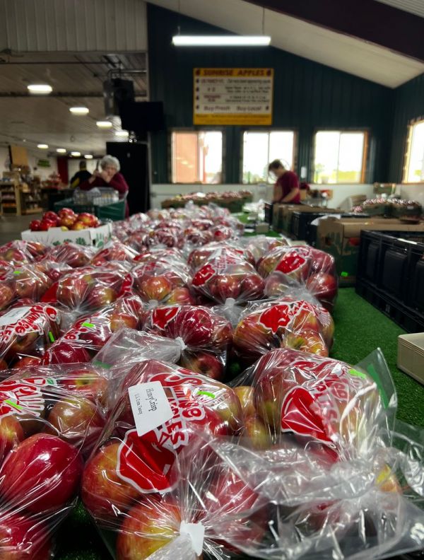 Don't Miss the Honeycrisp Apple SALE - last day Sunday Sept 21 from 9-5!🍎