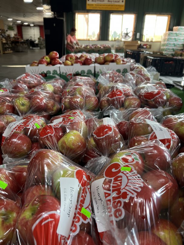 Apple Festival Weekend: Time to Stock up on Sunrise Orchard Favorites